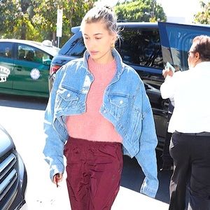 Aritzia Wilfred Free Lola’s Sweater as seen on Hailey Bieber